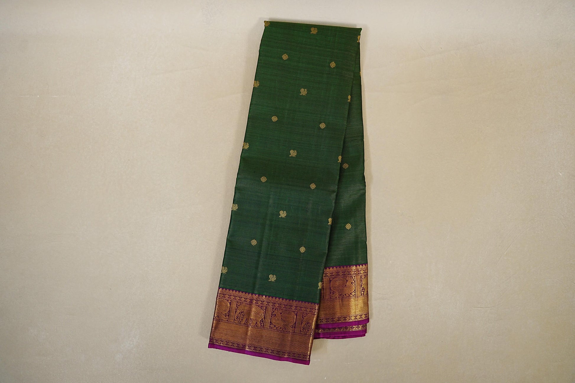 Bottle green Vaira Oosi Vintage Kanjivaram Silk Saree online