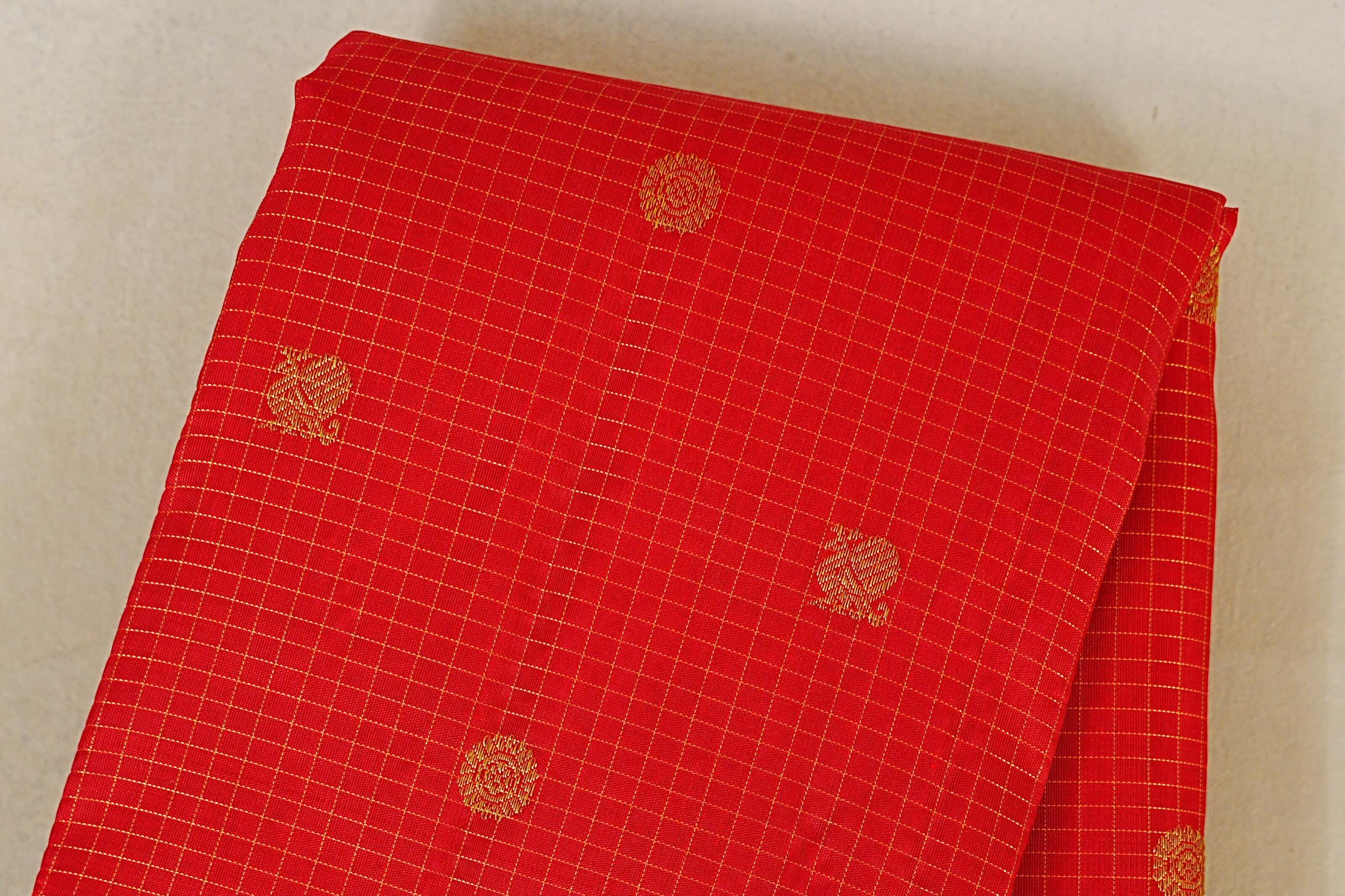 Red Heirloom Kanjivaram Silk Saree body zoom