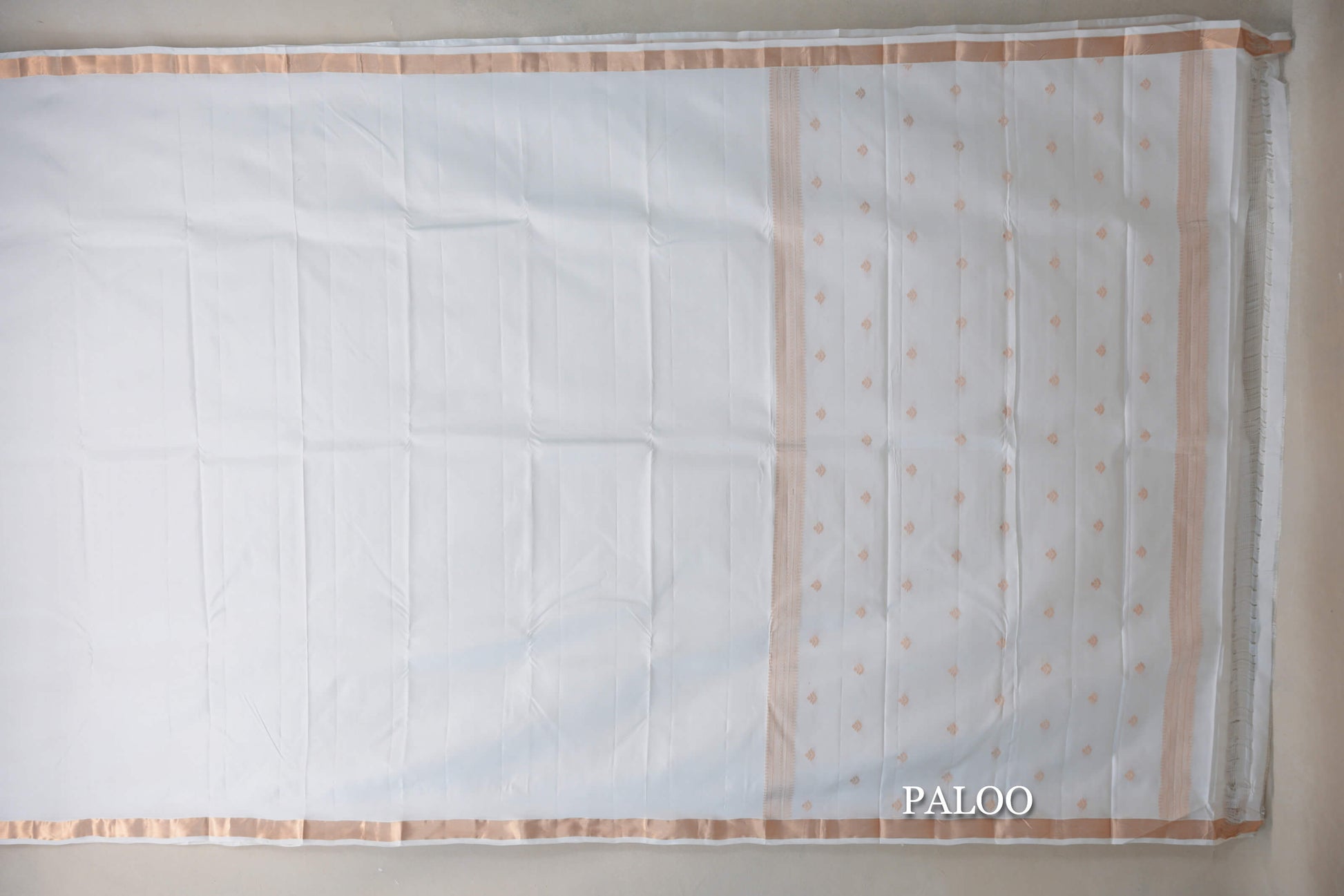 Milk White Light Weight Kanjivaram Silk Saree paloo