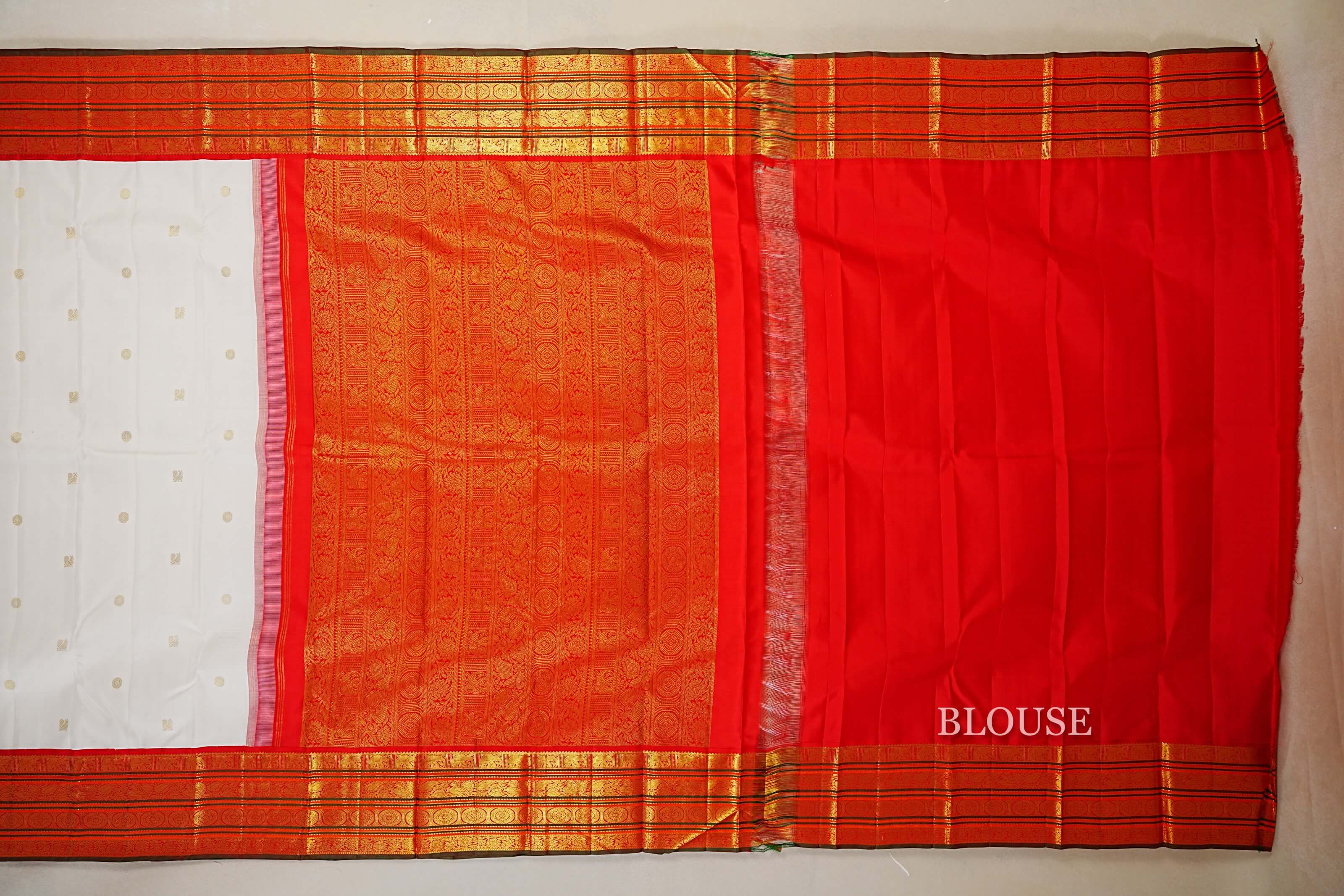 Off White with Bright Red Borders Vintage Kanjivaram Silk Saree blouse