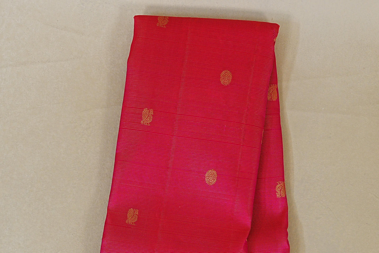 Rani Pink Vintage Kanjivaram Silk Saree body zoom
