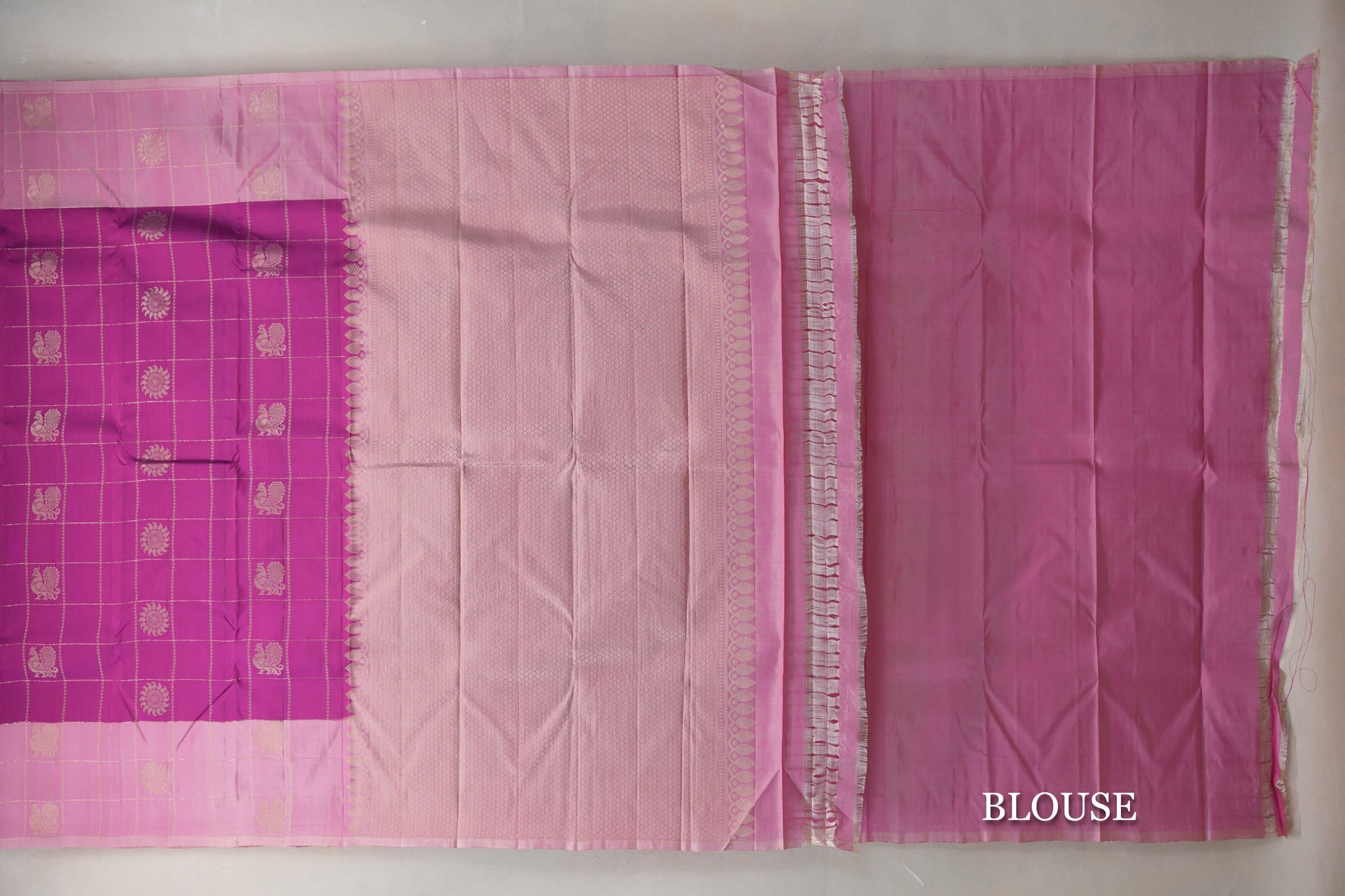 Bright Magenta with Pastel Pink Borders Light Weight Kanjivaram Silk Saree blouse