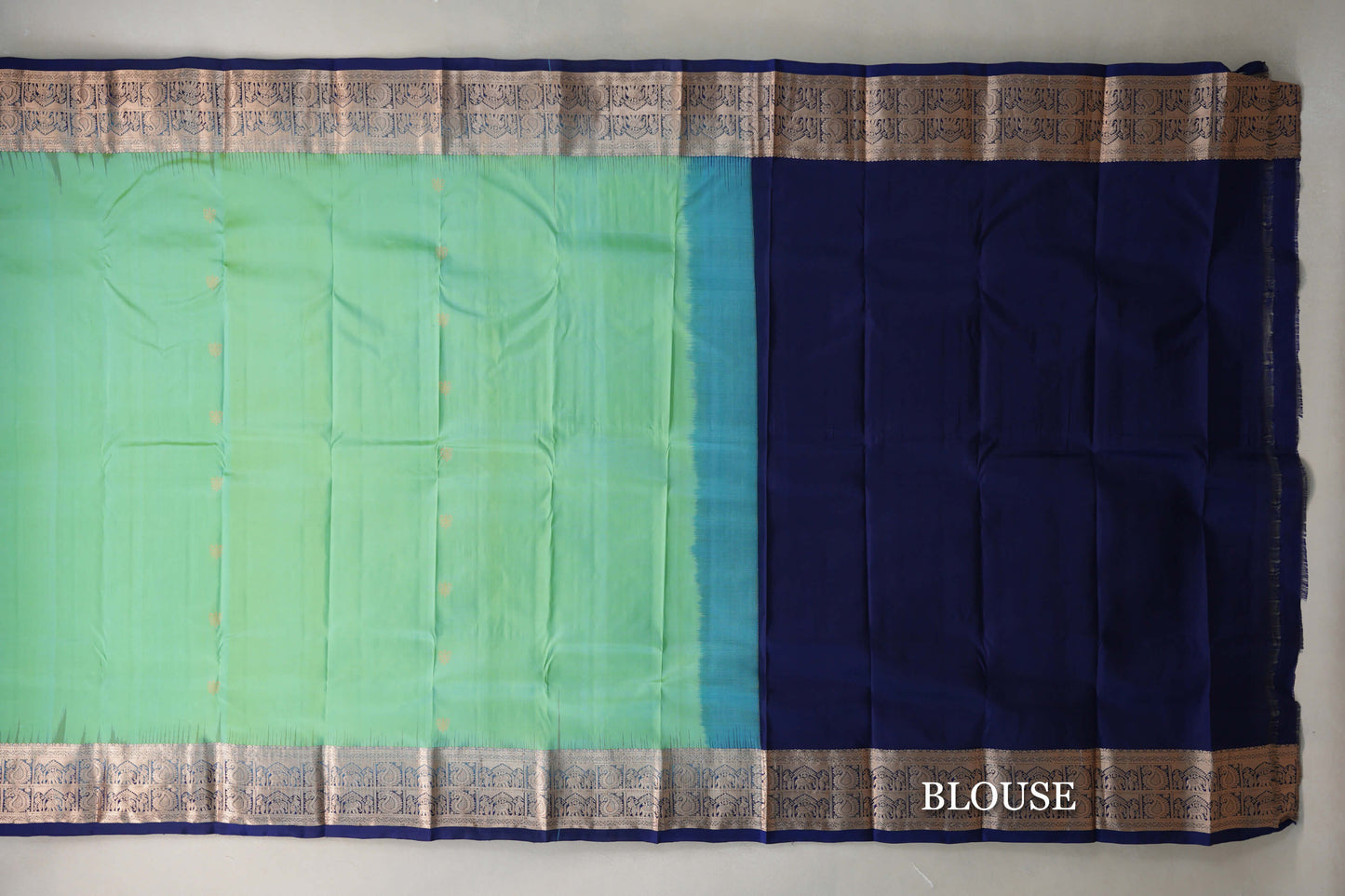 Yellowish Green with Deep Blue Borders Light Weight Kanjivaram Silk Saree blouse