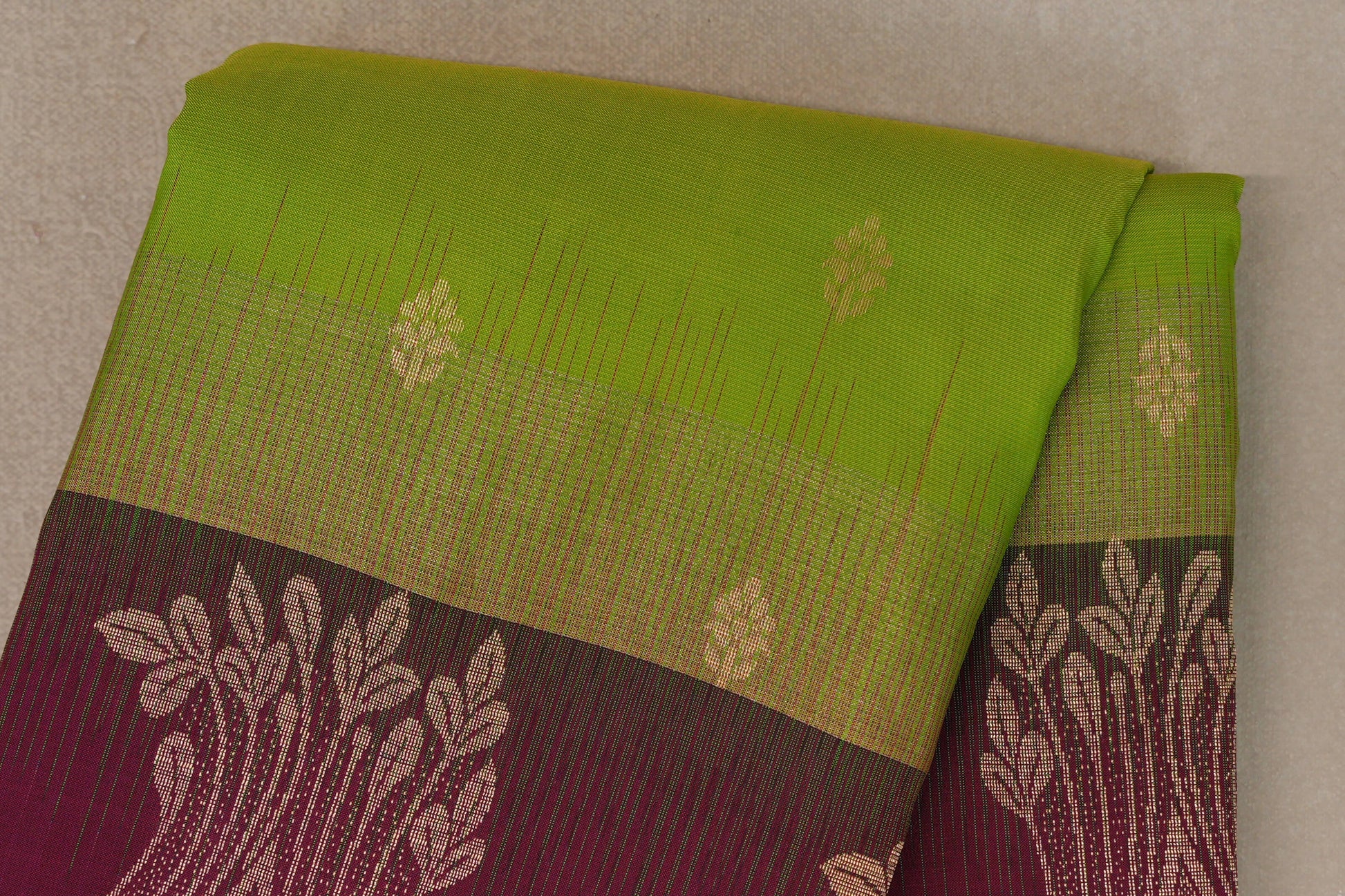 Parrot Green with Deep Magenta Borders Light Weight Kanjivaram Silk Saree body
