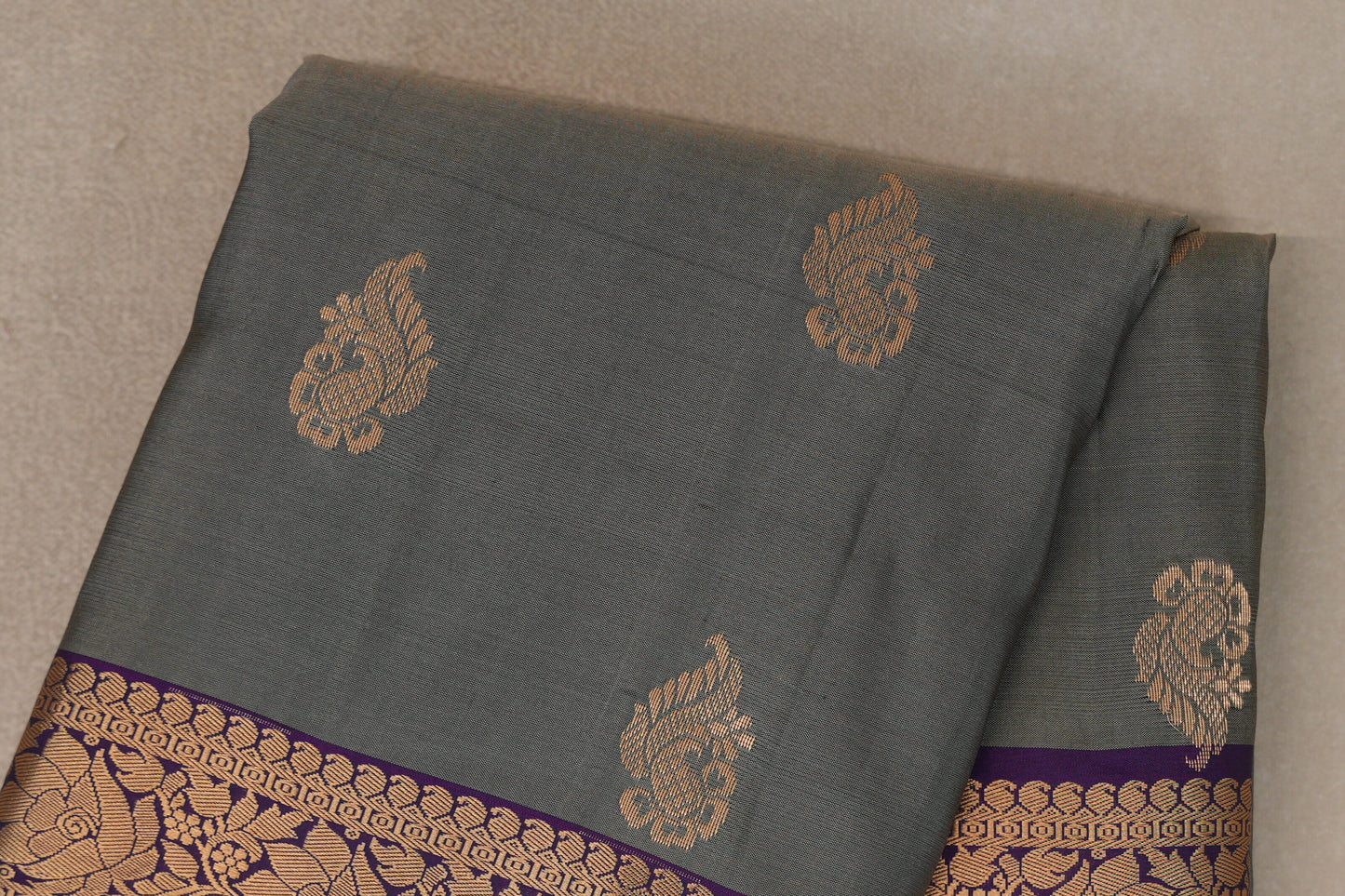 Steel Grey with Deep Purple Borders Light Weight Kanjivaram Silk Saree body