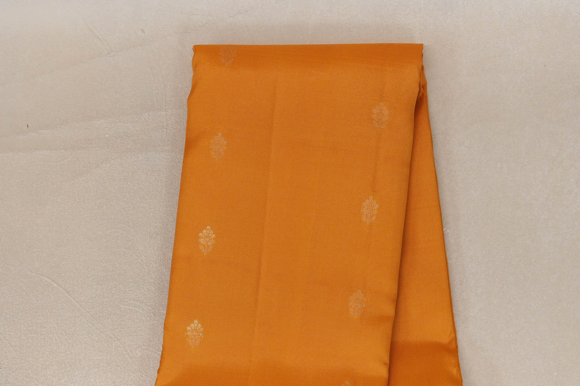 Mango Yellow with Deep Bottle Green Borders Light Weight Kanjivaram Silk Saree body