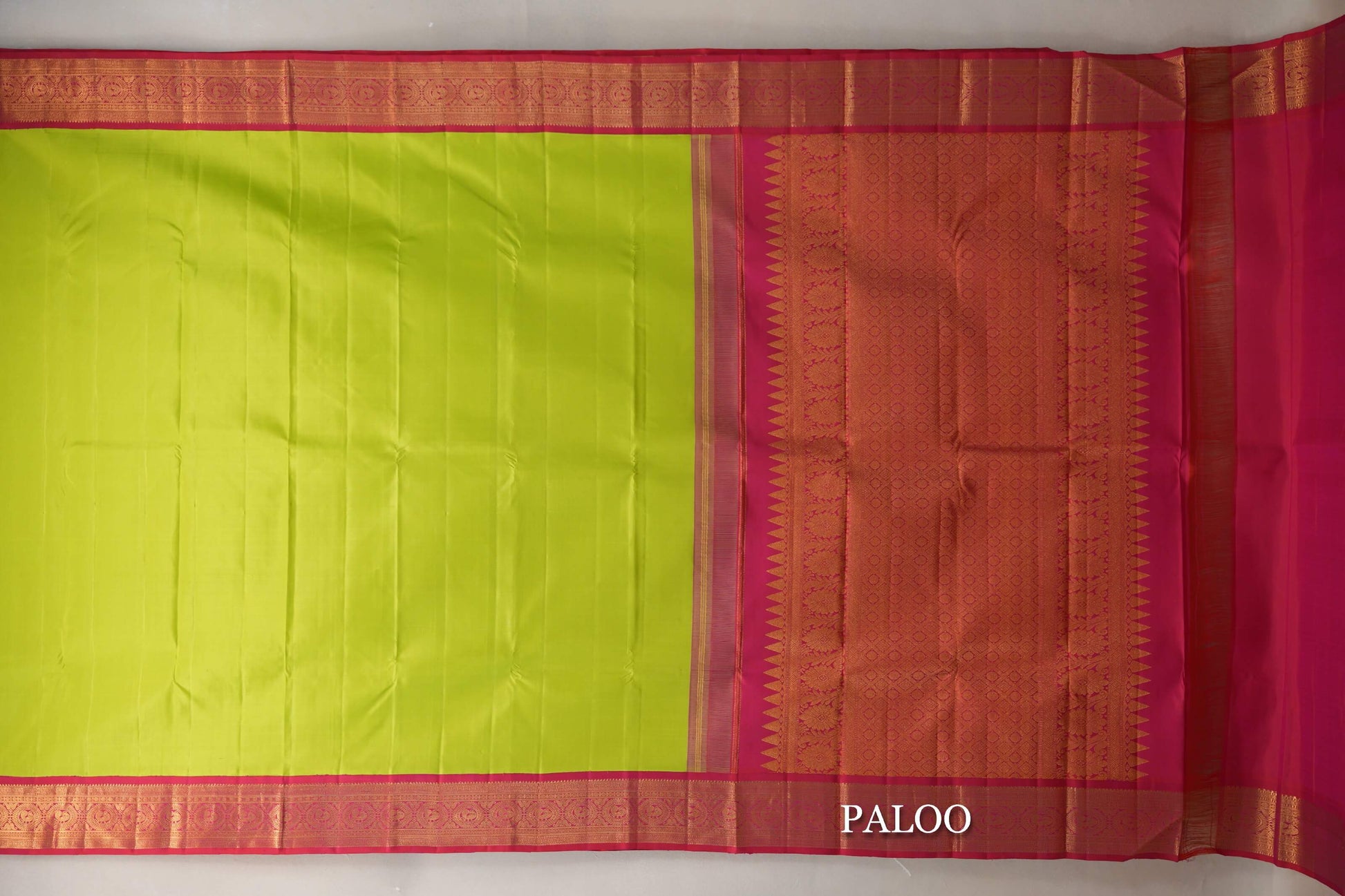 Parrot Green with Rani Pink Borders Vintage Kanjivaram Silk Saree paloo