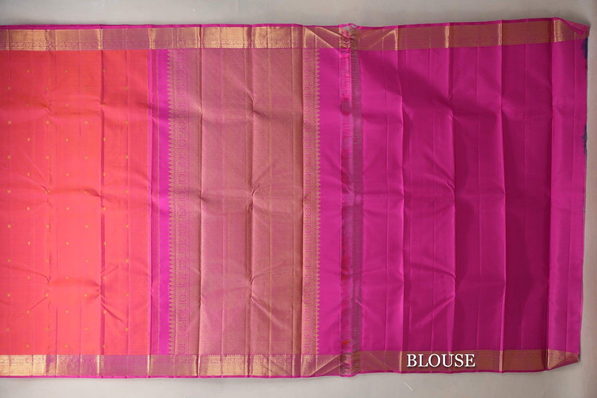 Orangish Pink with Bright Pink Borders Vintage Kanjivaram Silk Saree blouse