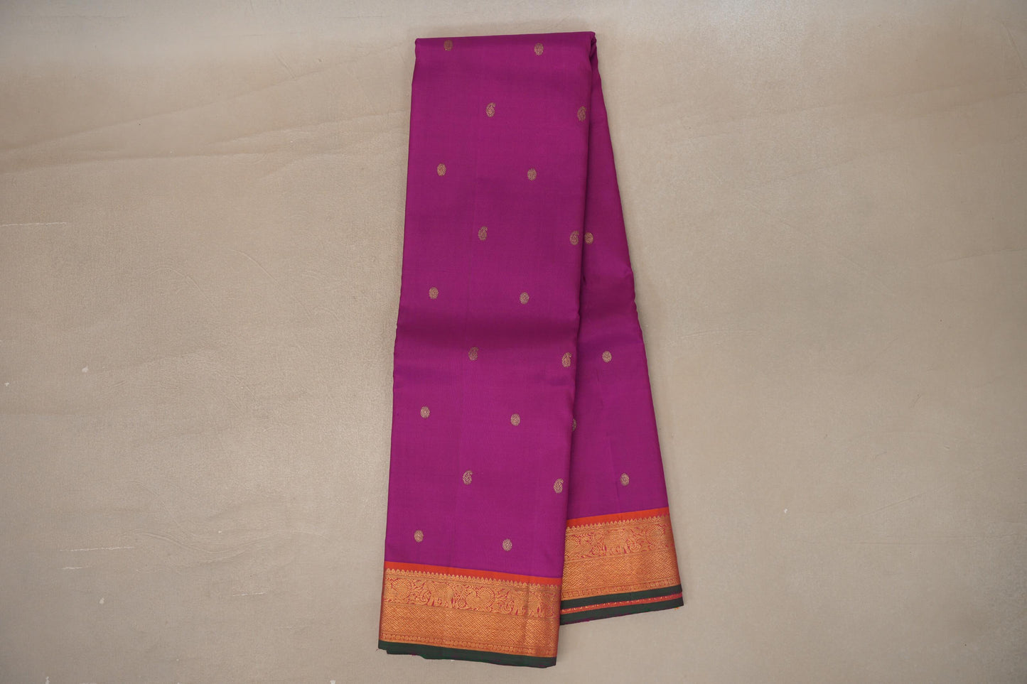 Online Magenta with Bright Orange with Dark Green Selvedge Borders Vintage Kanjivaram Silk Saree