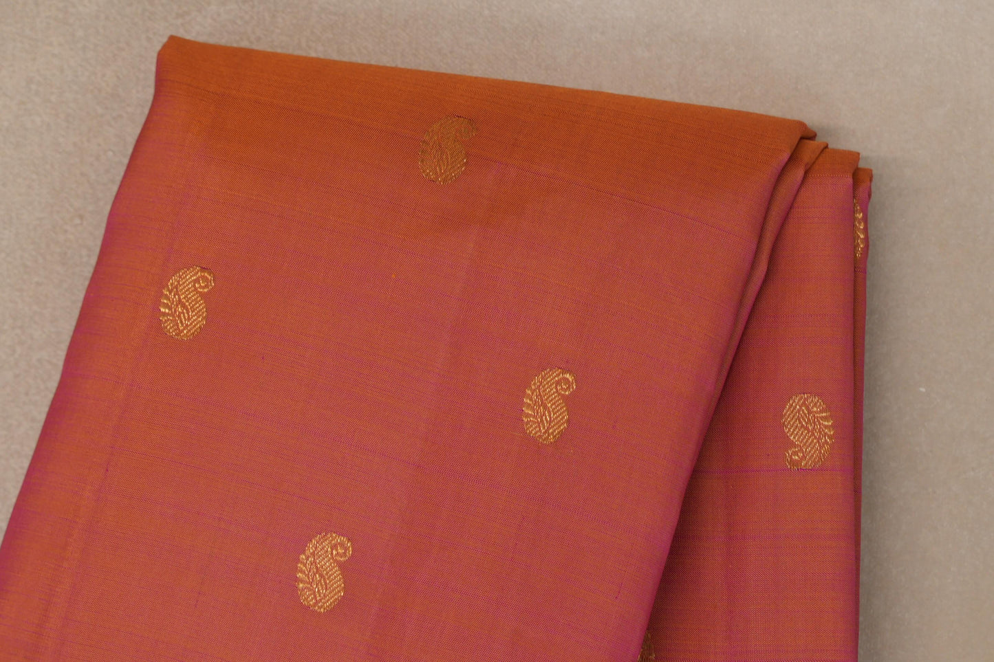 Dual Tone of Yellow & Pink Vintage Kanjivaram Silk Saree body