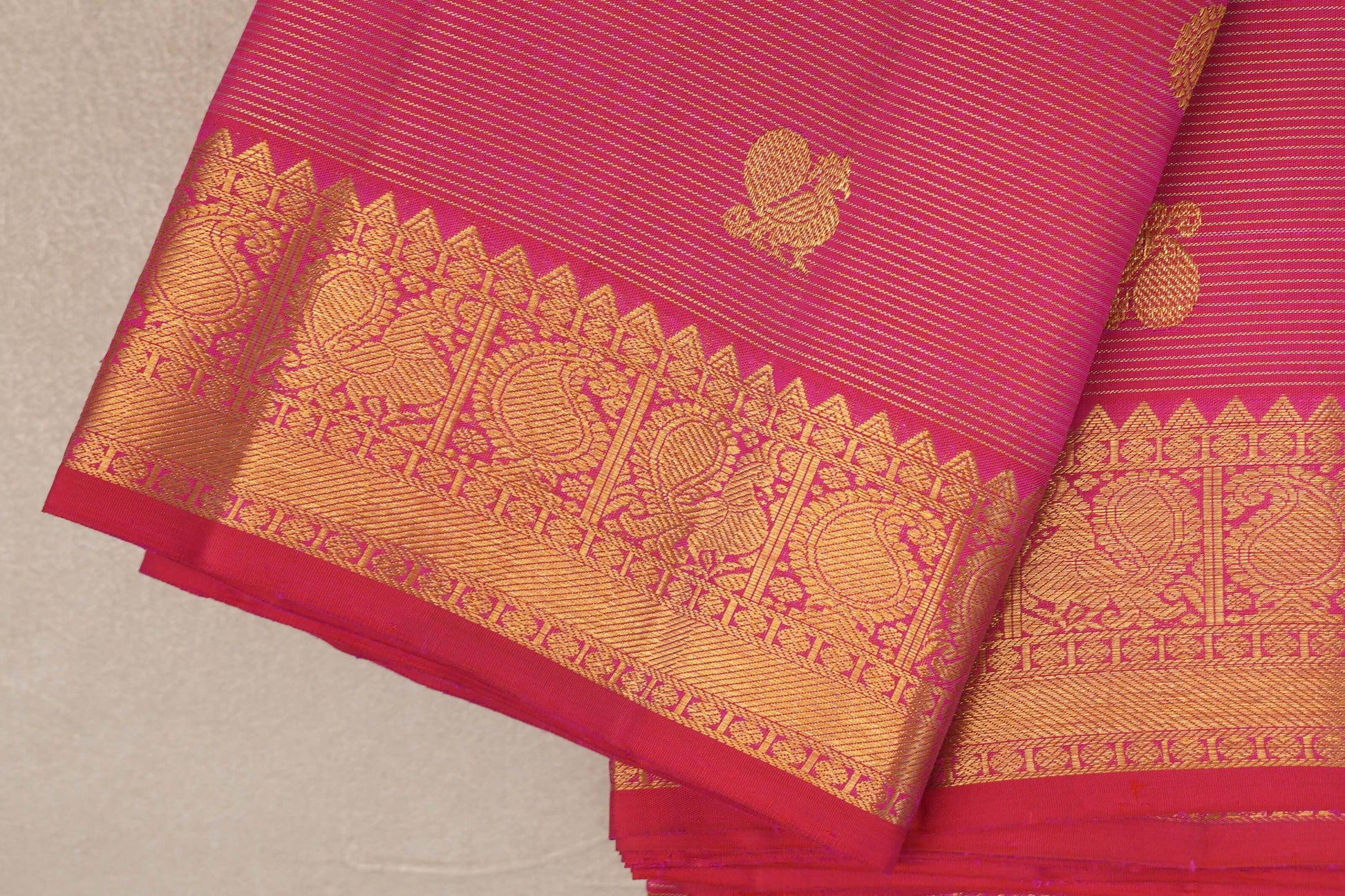 Orangish Pink Vaira Oosi Vintage Kanjivaram Silk Saree borders