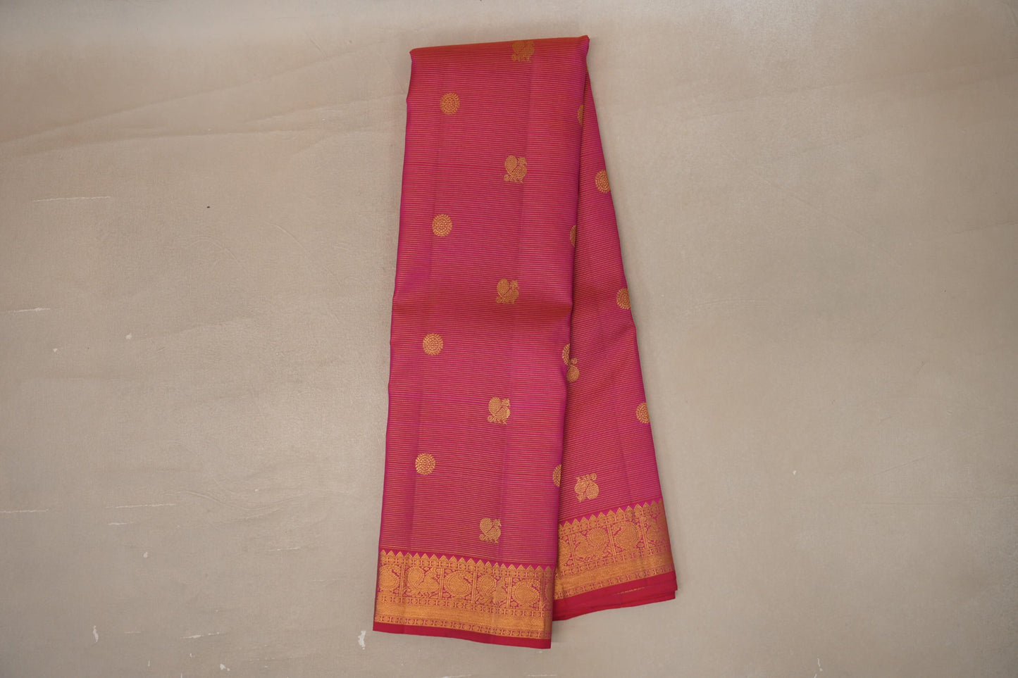 Online Orangish Pink Vaira Oosi Vintage Kanjivaram Silk Saree