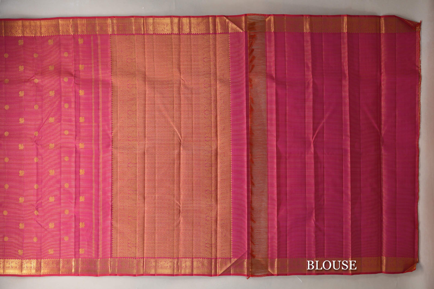 Orangish Pink Vaira Oosi Vintage Kanjivaram Silk Saree blouse