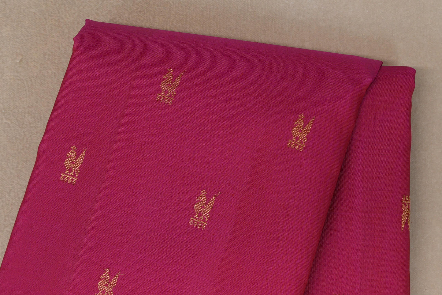 Orangish Pink Vintage Kanjivaram Silk Saree body