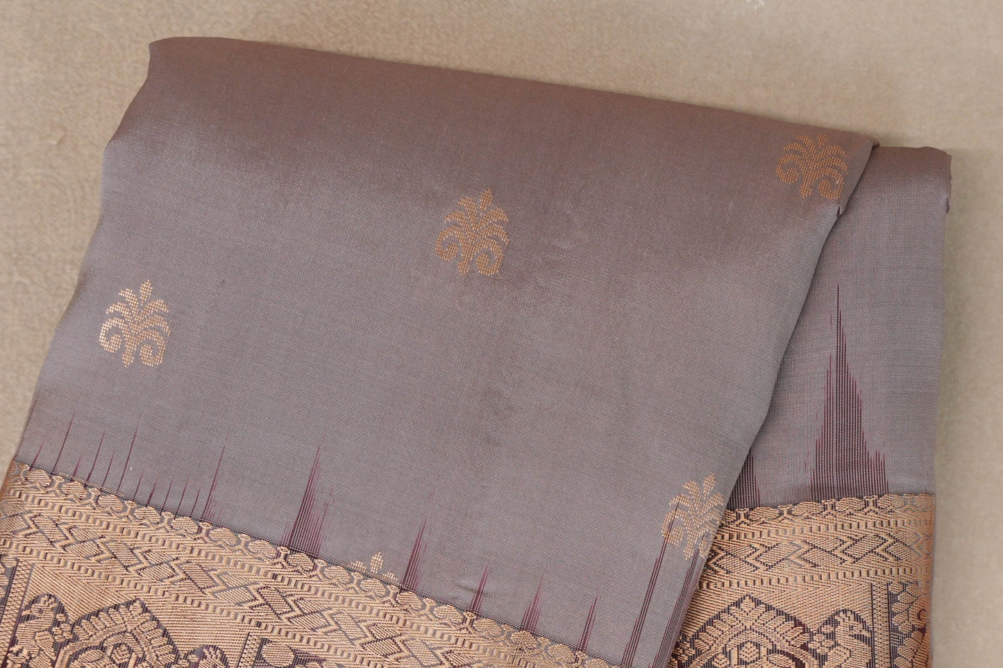 Mushroom Brown with Deep Coffee Brown Borders Light Weight Kanjivaram Silk Saree body