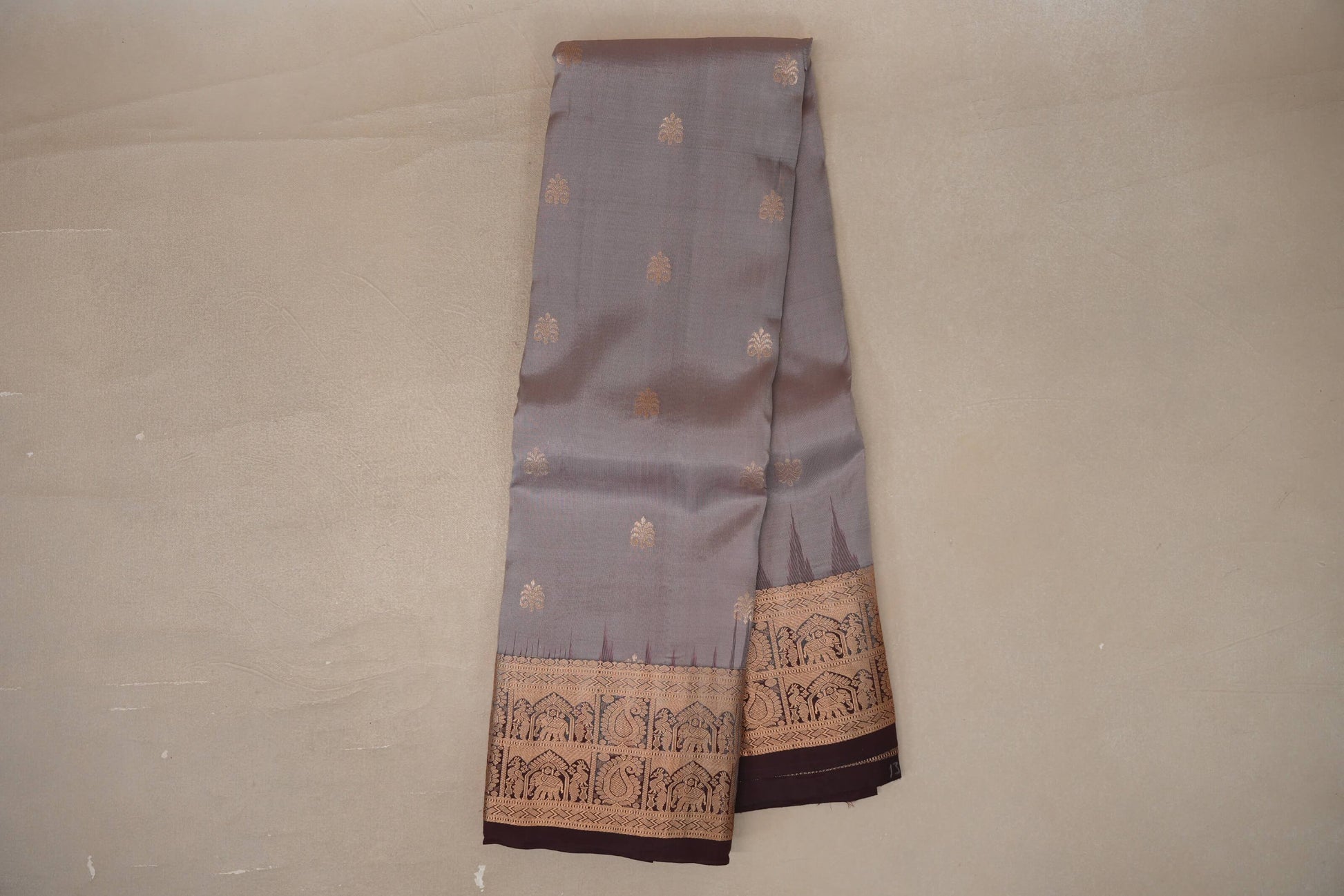 Online Mushroom Brown with Deep Coffee Brown Borders Light Weight Kanjivaram Silk Saree
