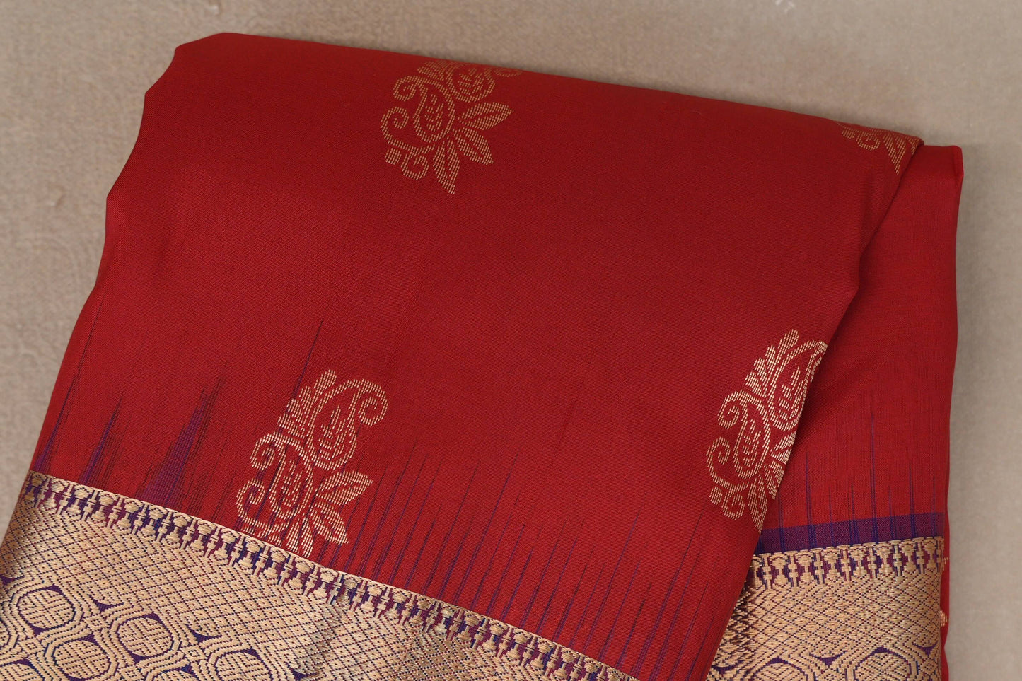 Tomato Red with Deep Blue Borders Light Weight Kanjivaram Silk Saree body