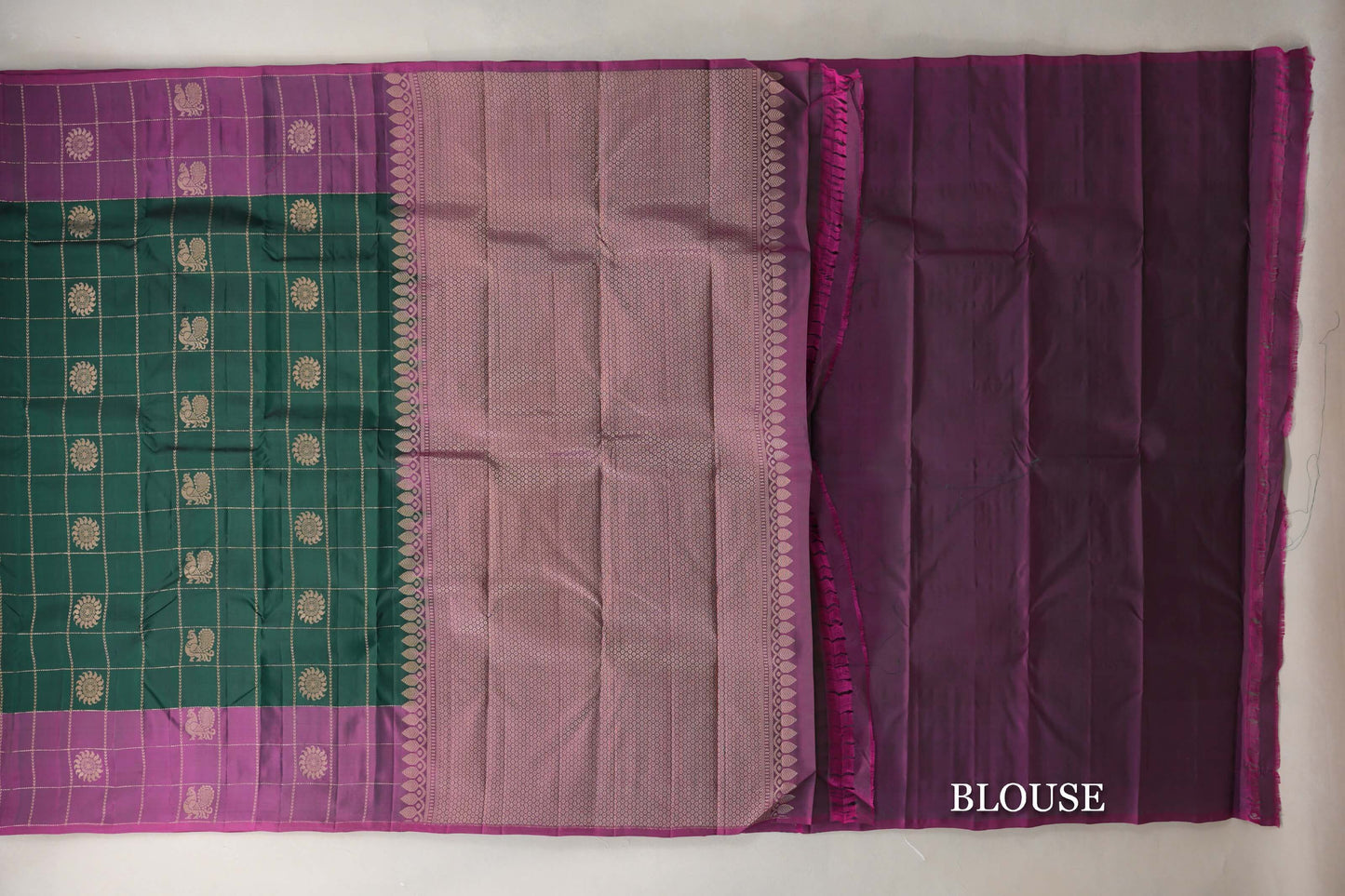 Deep Bottle Green with Dual Tone of Magenta & Green Borders Light Weight Kanjivaram Silk Saree blouse