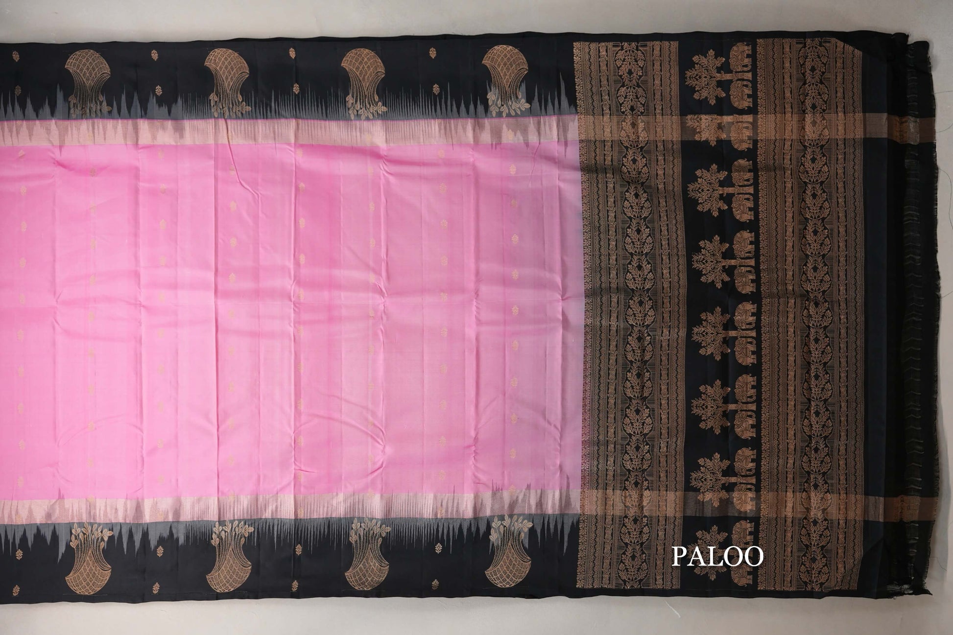 Bright Rose Pink with Black Borders Light Weight Kanjivaram Silk Saree paloo