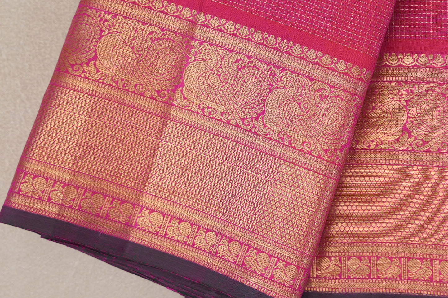 Orangish Pink Vintage Kanjivaram Silk Saree by Shreenivas Silks border 