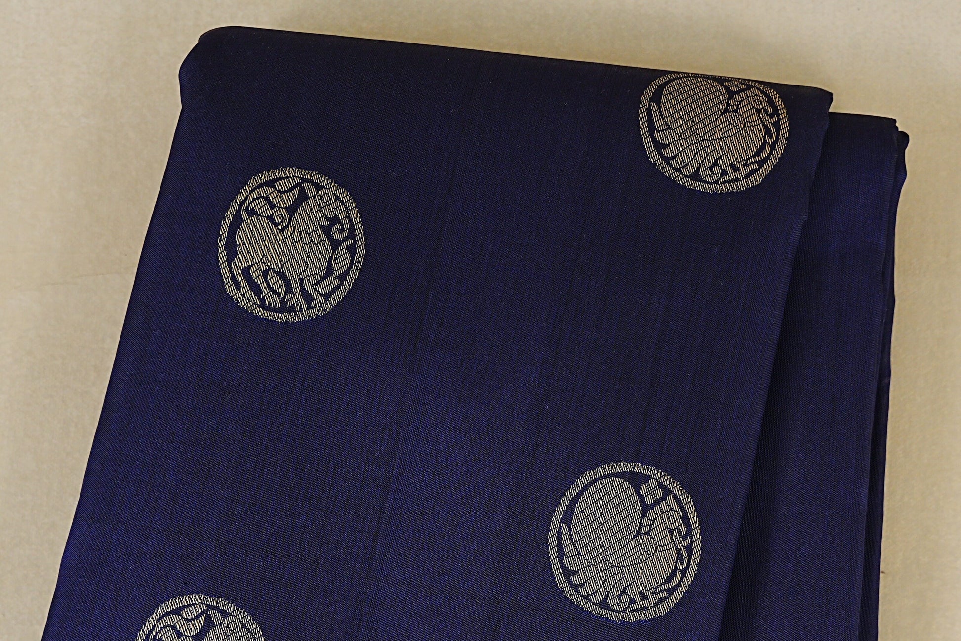 Deep Royal Blue Vintage Kanjivaram Silk Saree body zoom