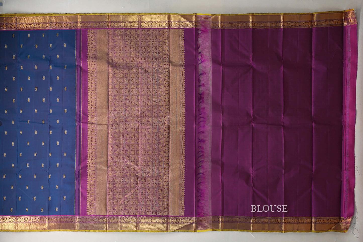 Classic blue with Deep Magenta borders Vintage Kanjivaram Silk Saree blouse