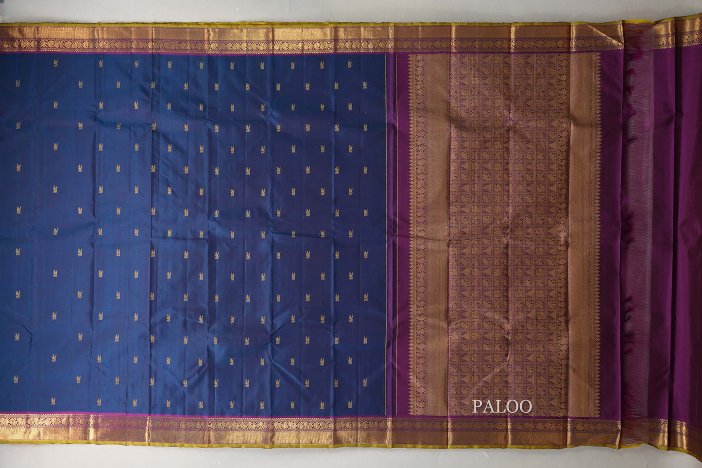 Classic blue with Deep Magenta borders Vintage Kanjivaram Silk Saree paloo