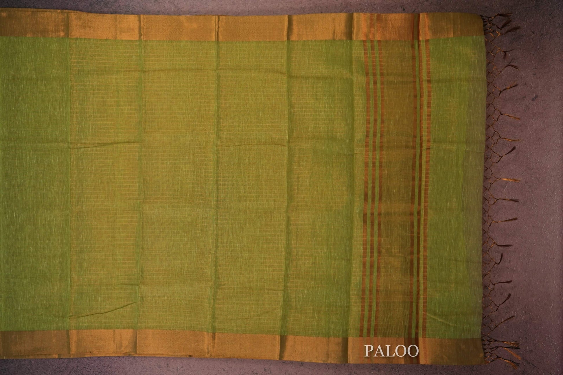 mild green semi linen saree paloo