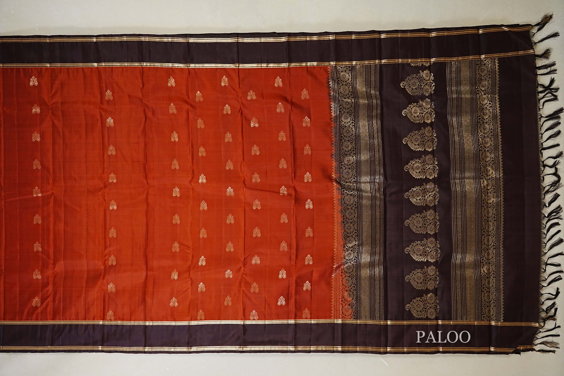 Reddish Rust with Dark Brown Borders Light Weight Kanchipuram Silk Saree paloo