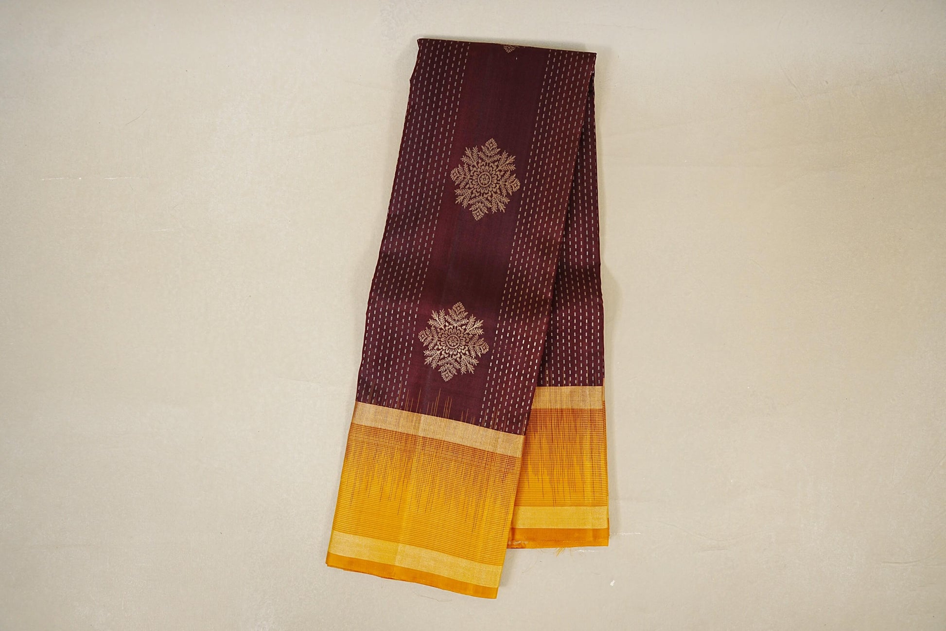 Brownish Maroon Light Weight Kanchipuram Silk Saree online