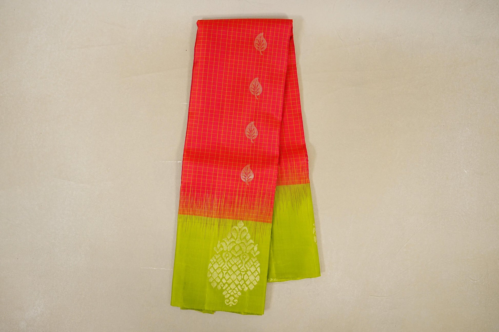 Reddish Pink with Parrot Green Borders Light Weight Kanchipuram Silk Saree  online