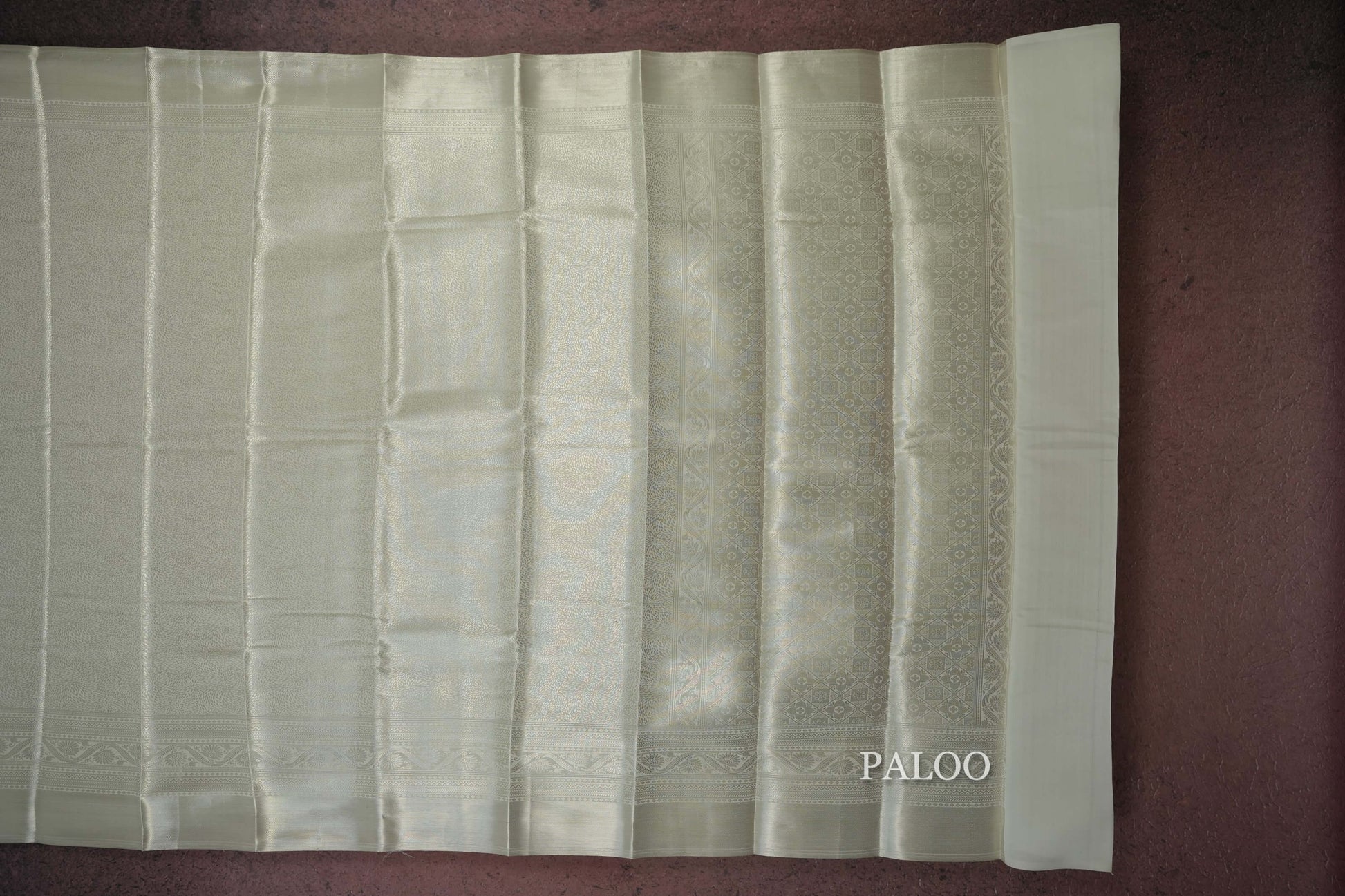 off white semi silk saree paloo