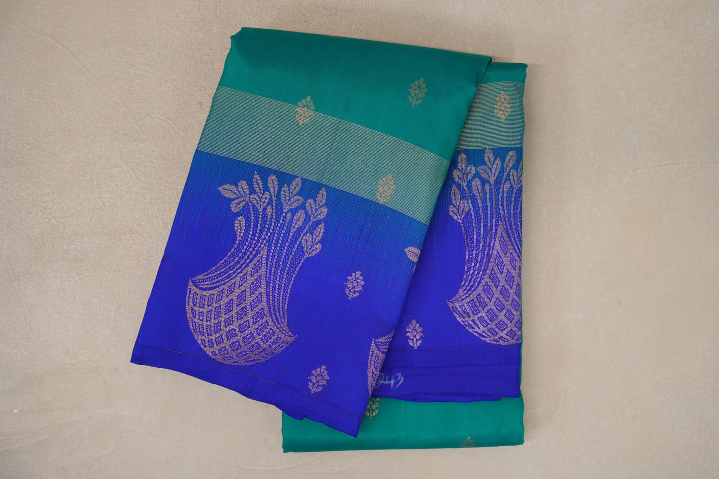 Peacock green with Deep Blue borders Light Weight Kanchipuram Silk Saree