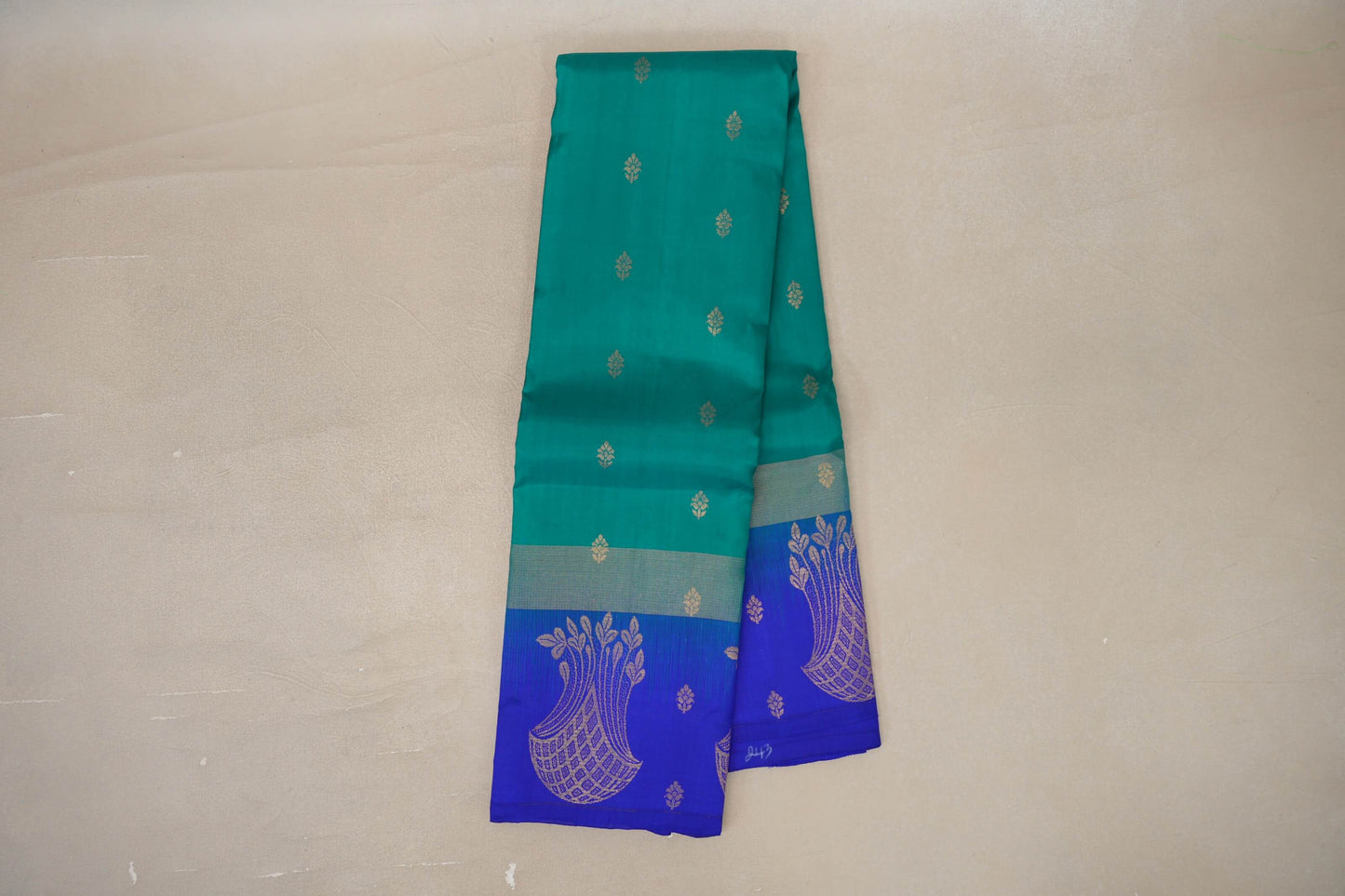 Peacock green with Deep Blue borders Light Weight Kanchipuram Silk Saree