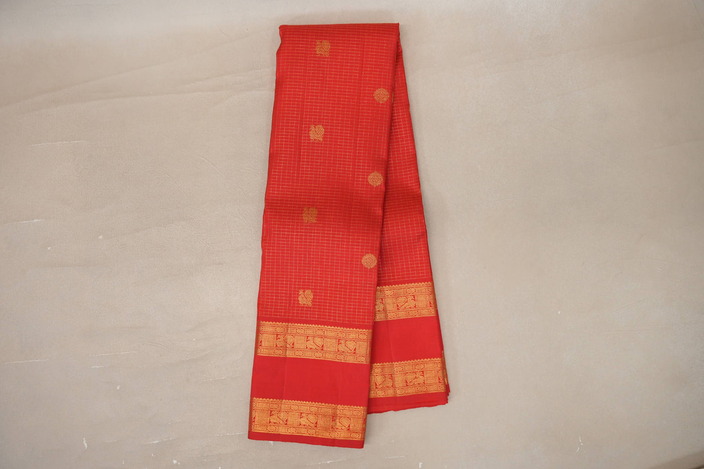 Online Bright Red Small Zari Checks with Rettai Pettu Borders Vintage Kanjivaram Silk Saree