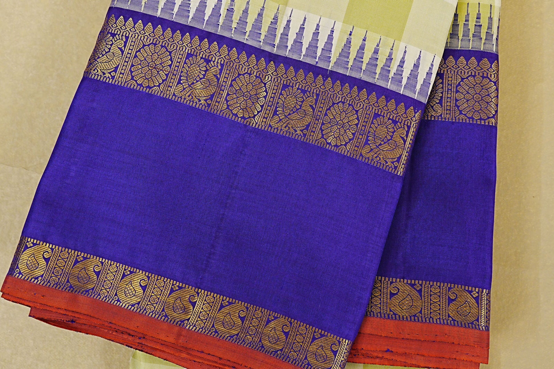 Pista Green Kanjivaram Silk Saree border zoom