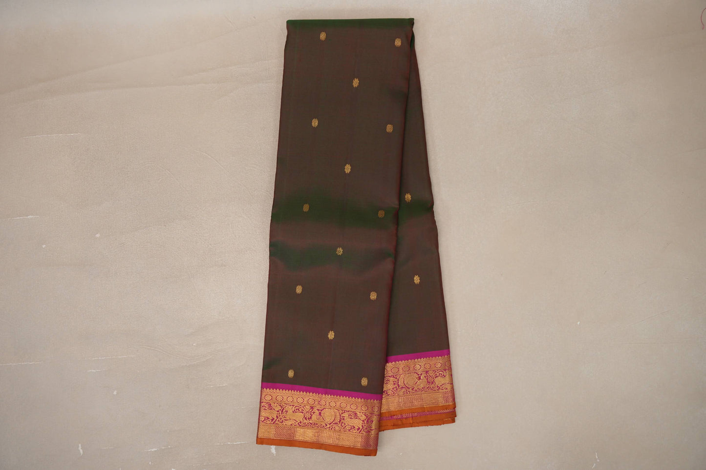 Online Dual Tone of Bottle Green & Maroon Vintage Kanjivaram Silk Saree