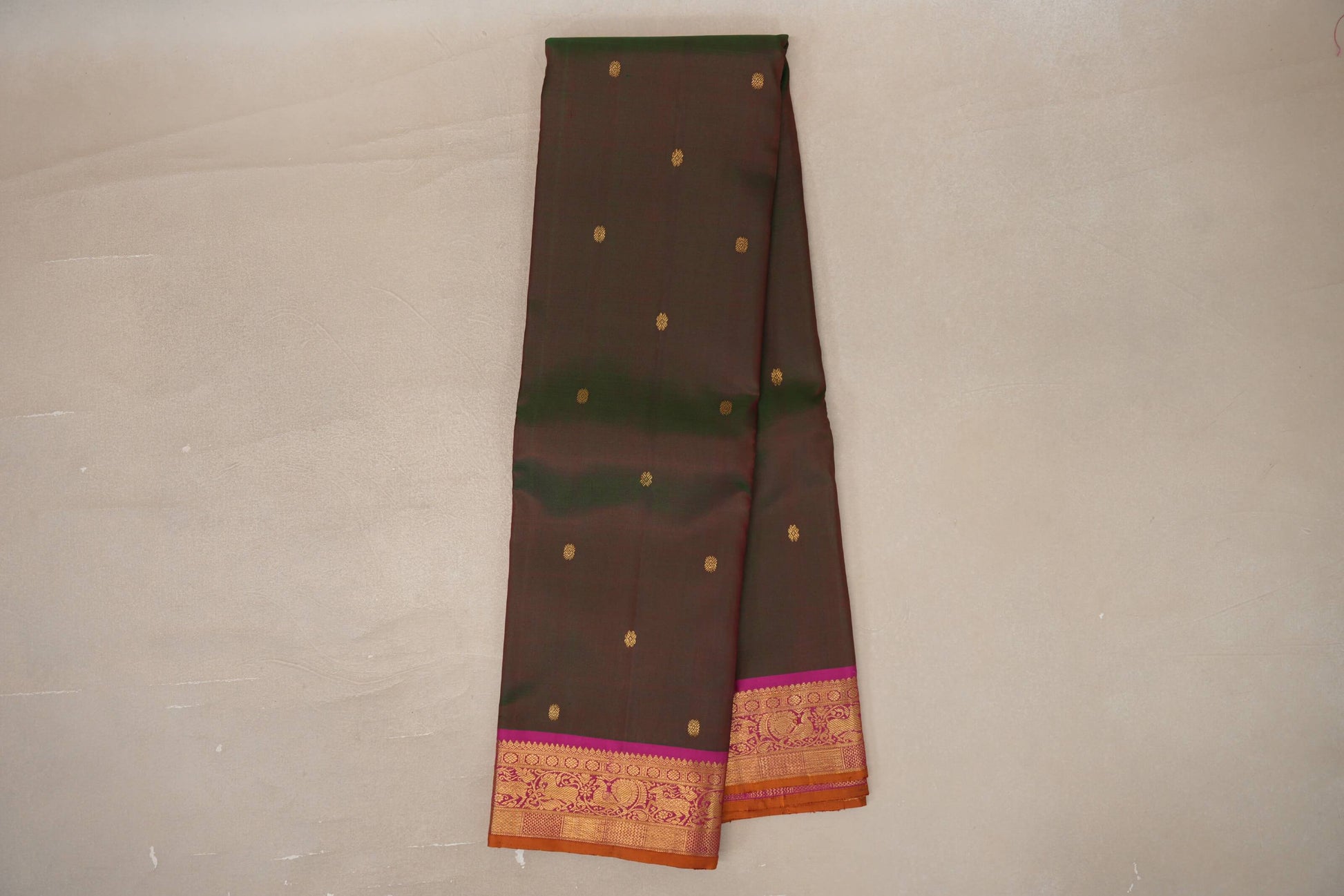 Online Dual Tone of Bottle Green & Maroon Vintage Kanjivaram Silk Saree