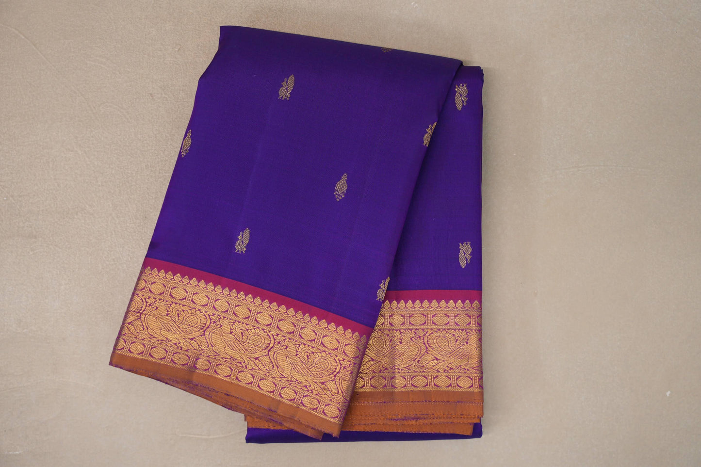 Indigo Violet with Dual Tone of Violet & Orange with Copper Orange Selvedge Vintage Kanjivaram Silk Saree 