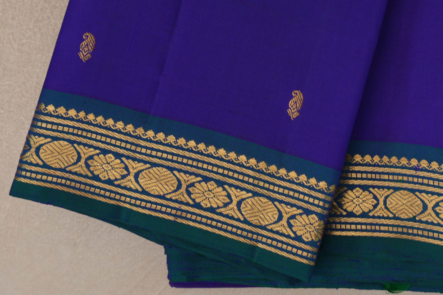 Deep Blue Vintage Kanjivaram Silk Saree border