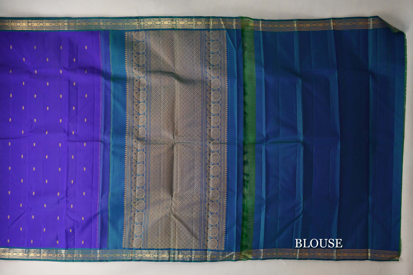 Deep Blue with Peacock Green Borders Vintage Kanjivaram Silk Saree blouse