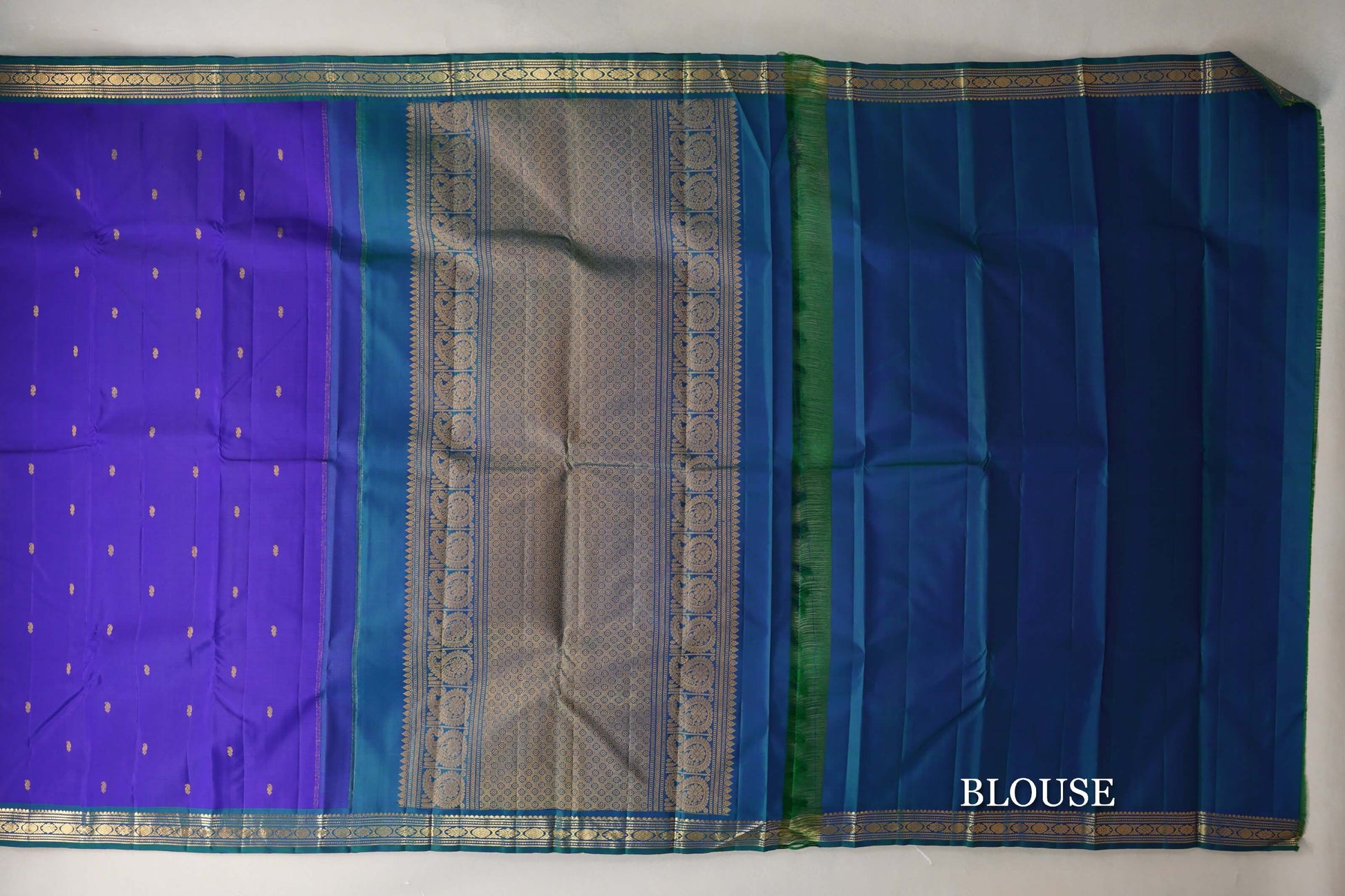 Deep Blue with Peacock Green Borders Vintage Kanjivaram Silk Saree blouse