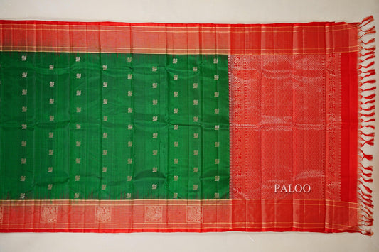 Bottle Green Light Weight Kanchipuram Silk Saree paloo