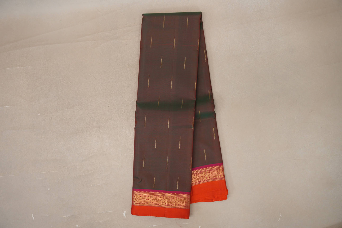 Online Dual Tone of Bottle Green & Maroon Vintage Kanjivaram Silk Saree