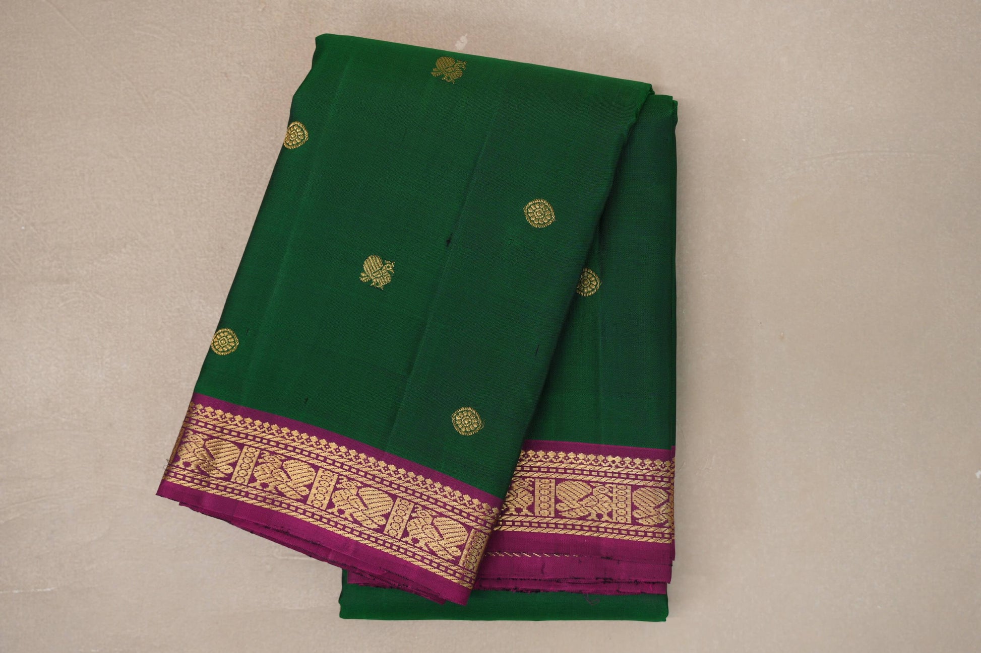 Deep Green with Deep Magenta Borders Vintage Kanjivaram Silk Saree