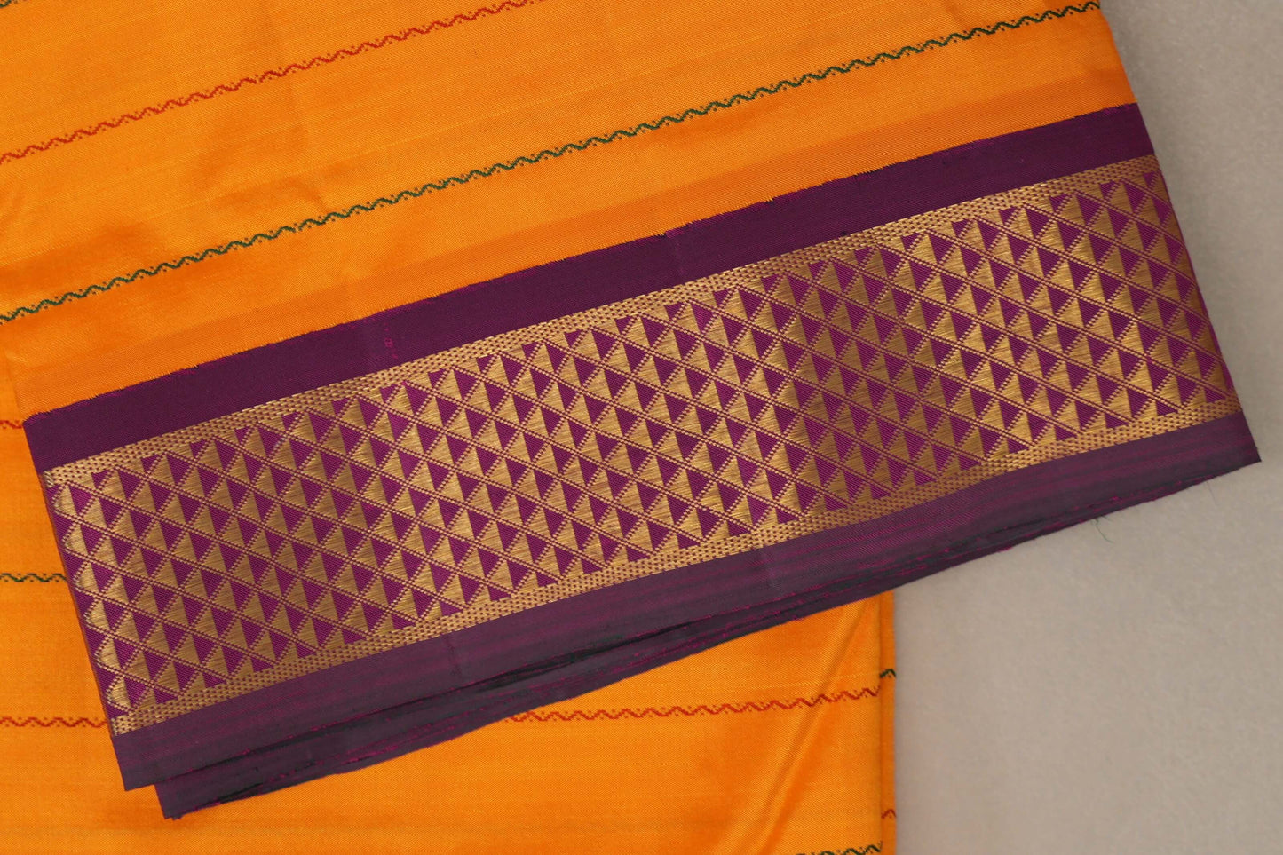 Mango Orange Ten Yards Silk Saree border