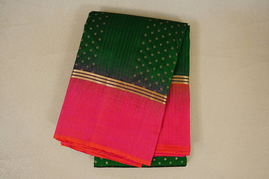 Folded Bottle Green Light Weight Kanchipuram Silk Saree