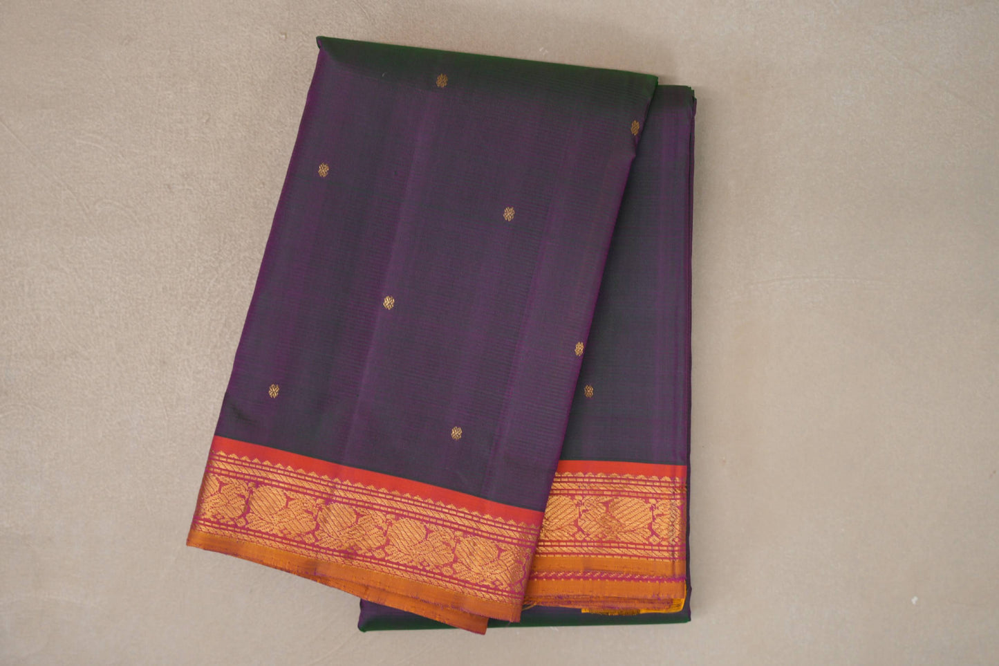 Dual Tone of Magenta & Green Vintage Kanjivaram Silk Saree
