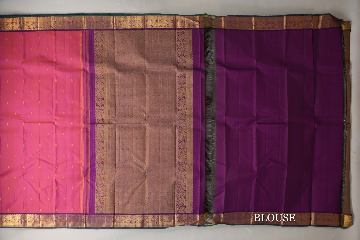 Orangish Pink with Deep Magenta with Dark Green Selvedge Borders Vintage Kanjivaram Silk Saree blouse