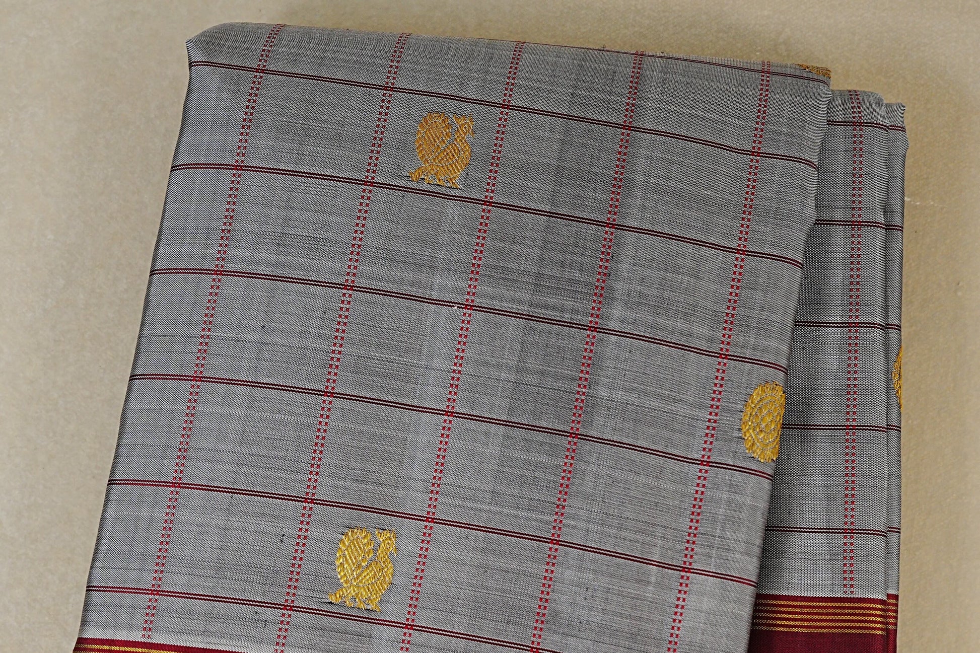 Grey with Maroon Borders Vintage Kanjivaram Silk Saree body zoom